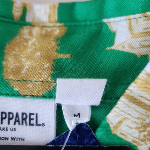 Notre Dame Fighting Irish Button Up Shirt Mens Medium Green Uscape USA NWT - Picture 8 of 13